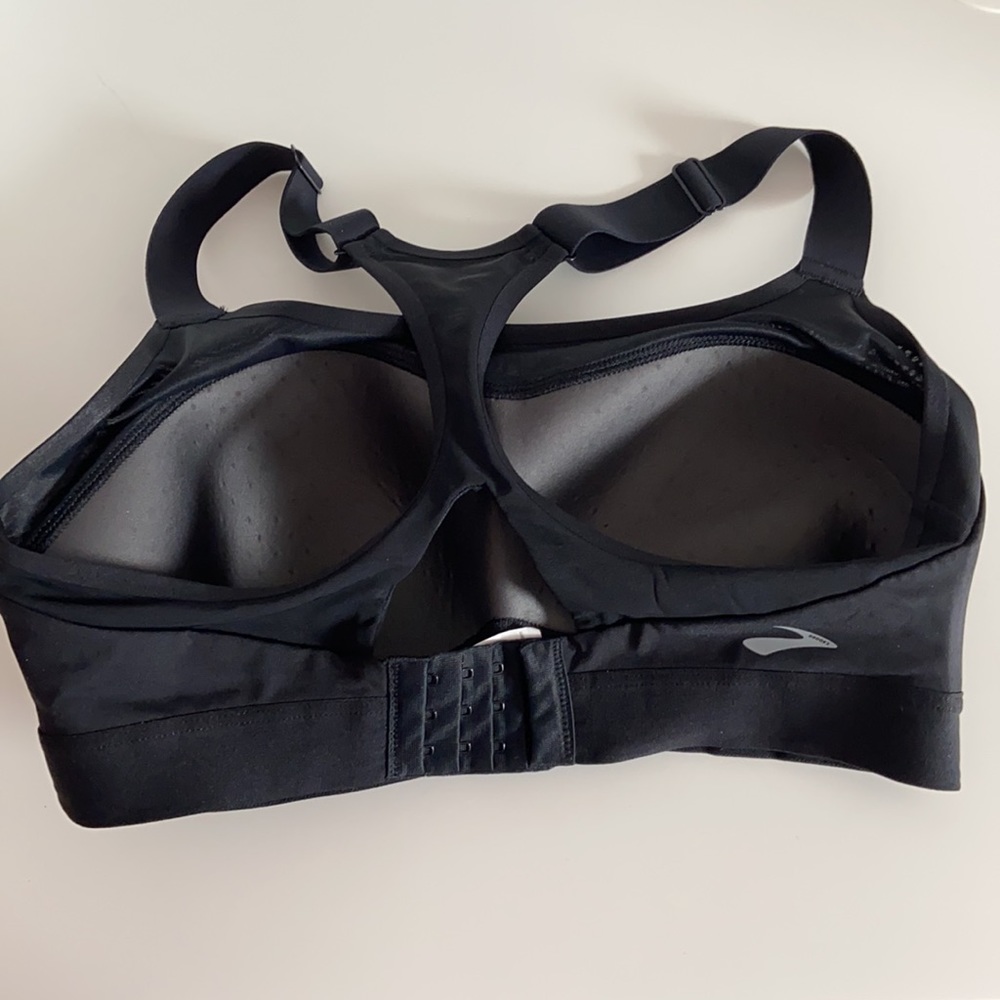 BROOKS Dare Racerback Bra - Picture 6 of 9